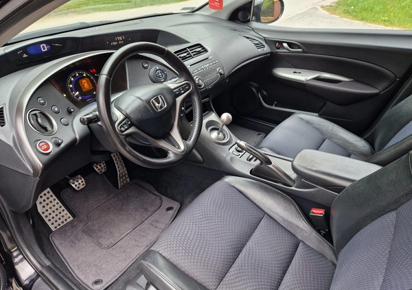 Honda Civic cena 22900 przebieg: 250000, rok produkcji 2009 z Głogów Małopolski małe 191